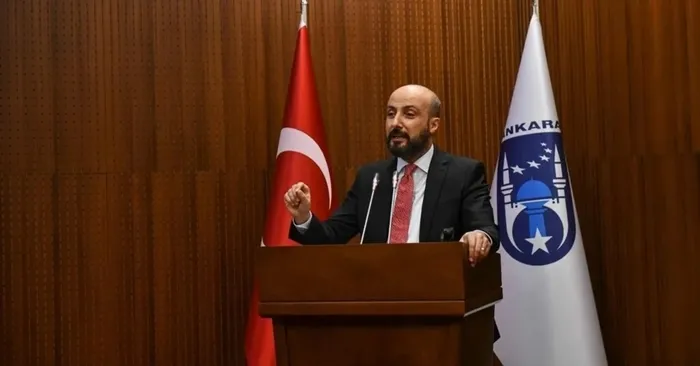 Nihat Yalçın’dan zikzak çizen siyaset